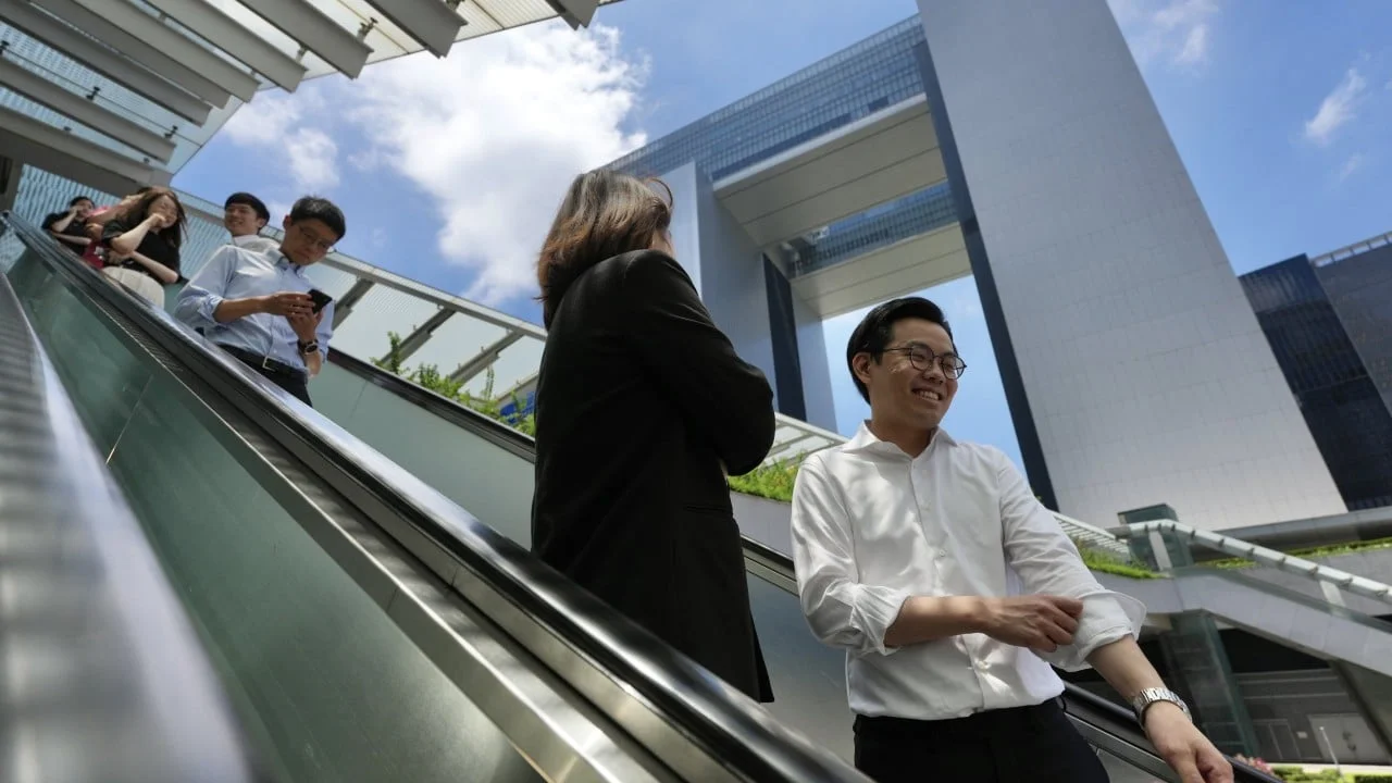 Potential Pay Increase for Hong Kong Civil Servants Revealed in Survey
