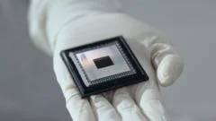 King's College team wins access to cutting-edge Google quantum chip