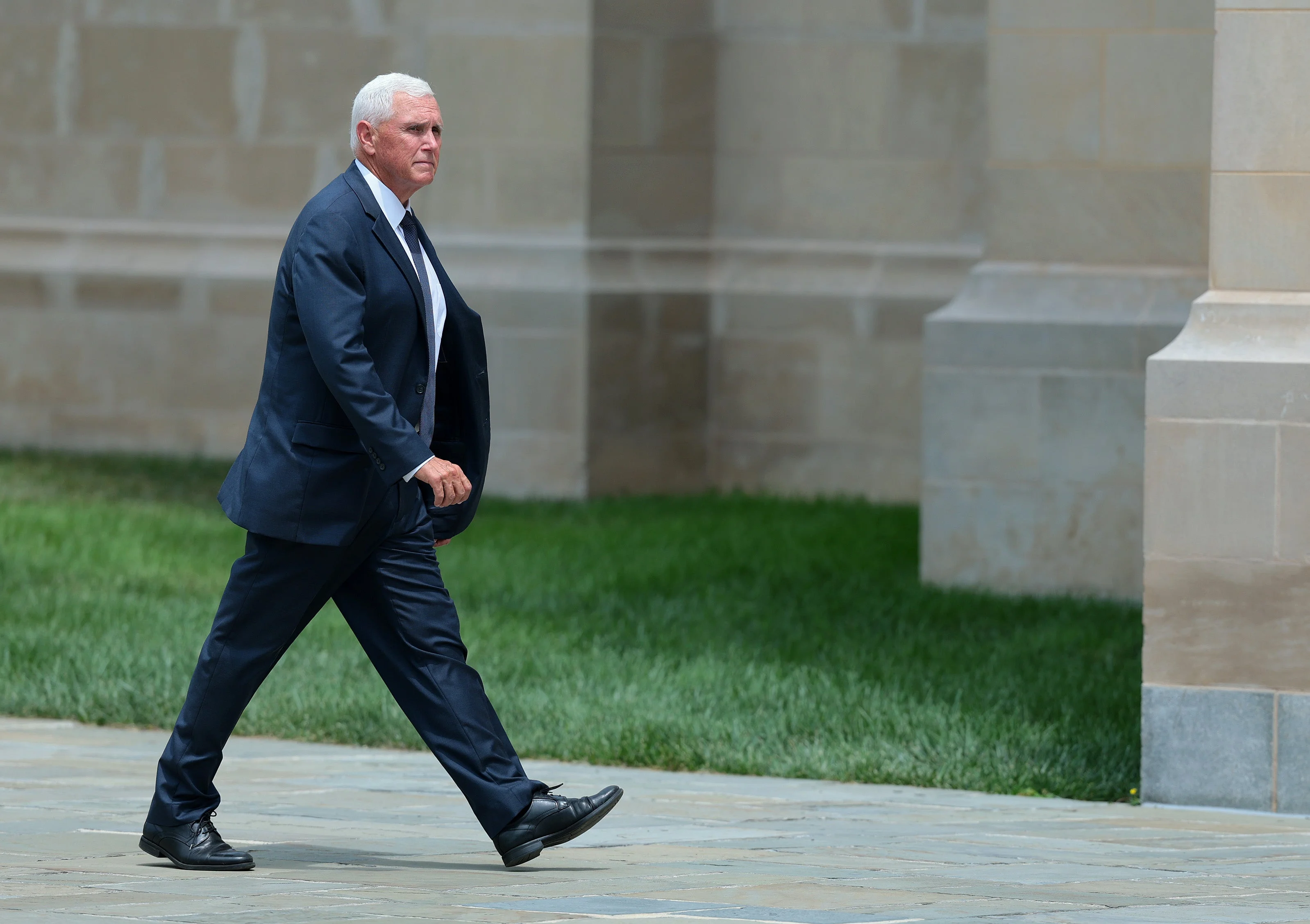 Mike Pence appeared on CNN Sunday to argue for his former boss, President Donald Trump, bringing the Iran war to a decisive end