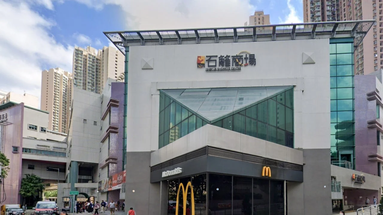 3 elderly people injured after escalator fall at Hong Kong shopping centre