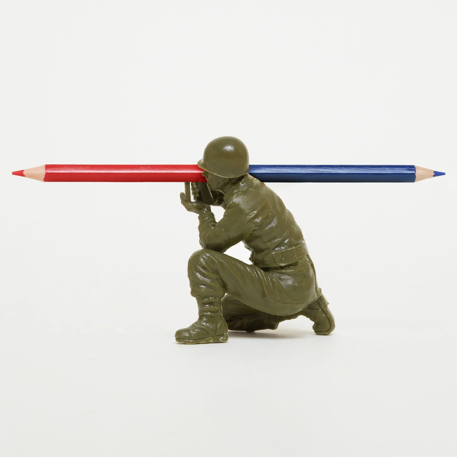 Illustration of a soldier figurine holding a pencil