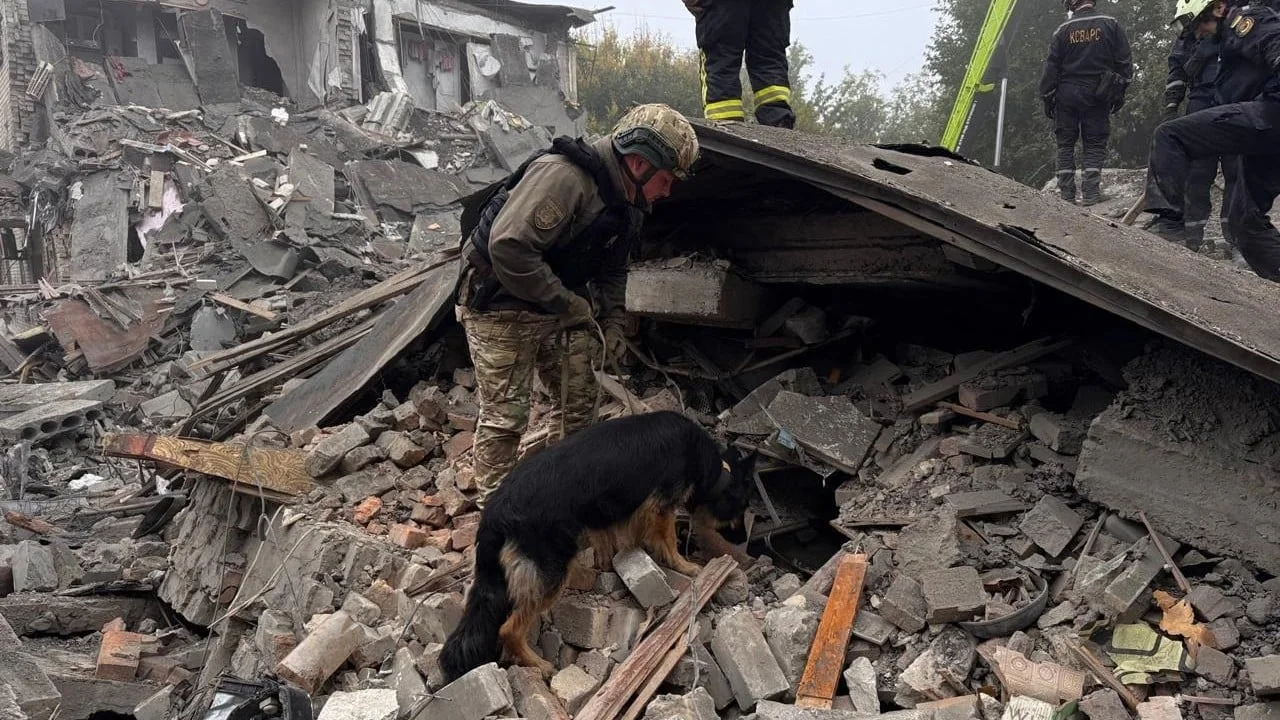 Russian attacks kill 20 in Ukraine after Trump strikes diesel deal with Putin