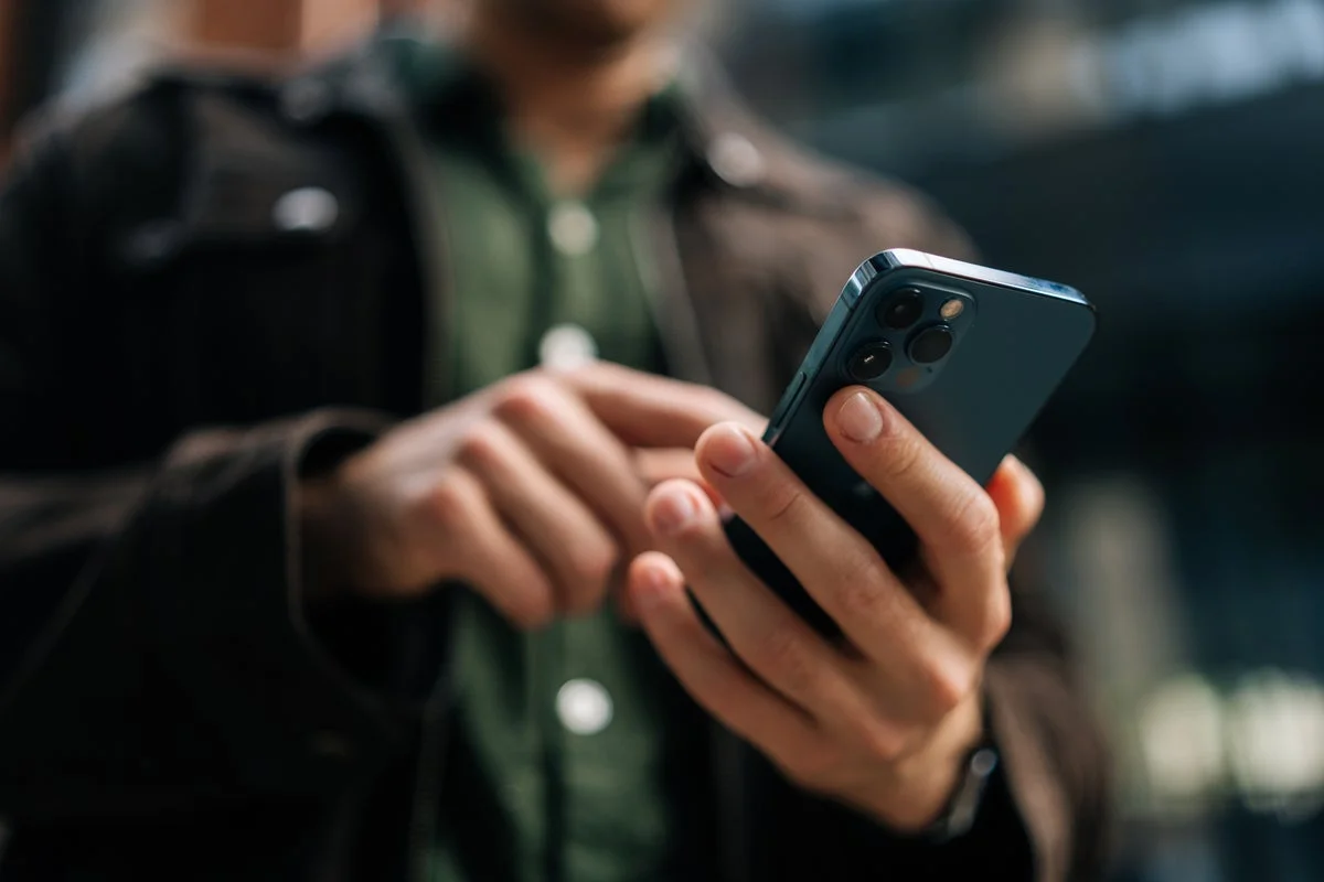Young adults ‘offered jobs they did not apply for’ as experts issue recruitment scam warning