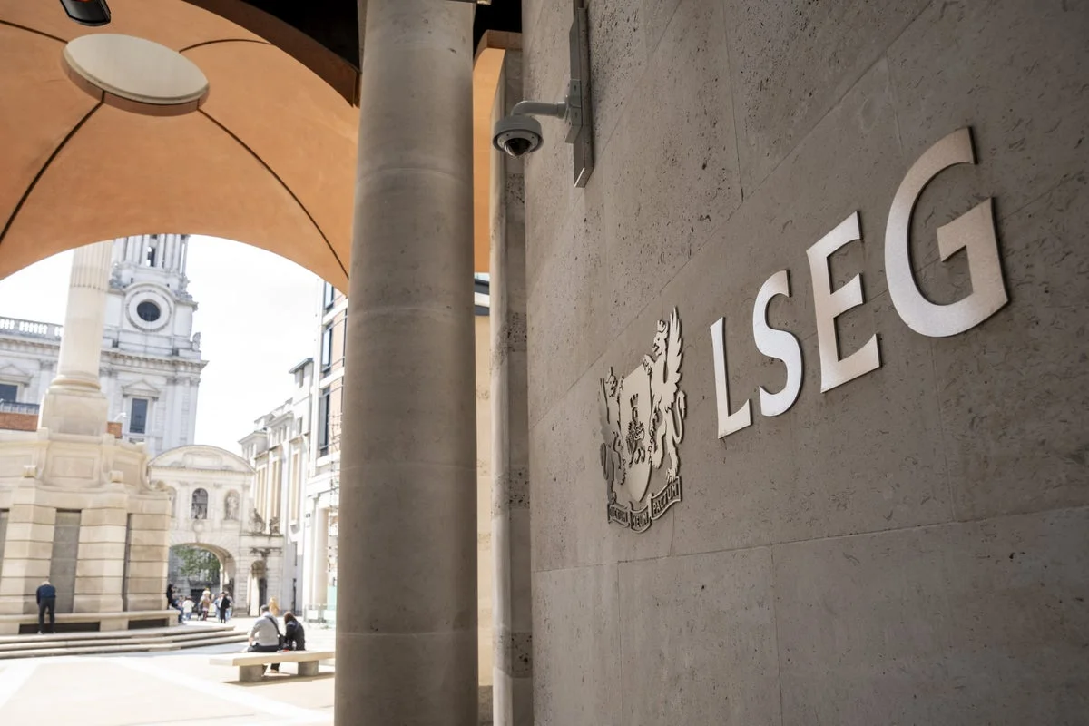 FTSE 100 closes higher despite hot US inflation