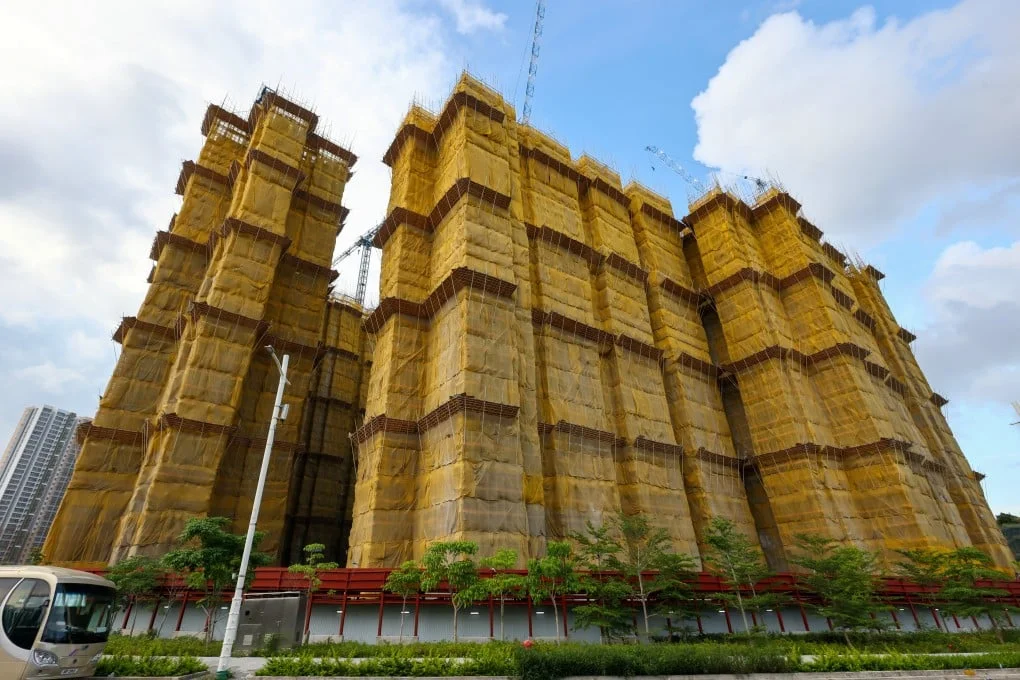 The construction site of CK Asset’s Anderson Road project in Kwun Tong, which consists of six residential towers providing 2,926 flats, including about 1,000 starter homes. Three of the six blocks will be demolished and rebuilt due to problems with steel reinforcement. Photo: Dickson Lee